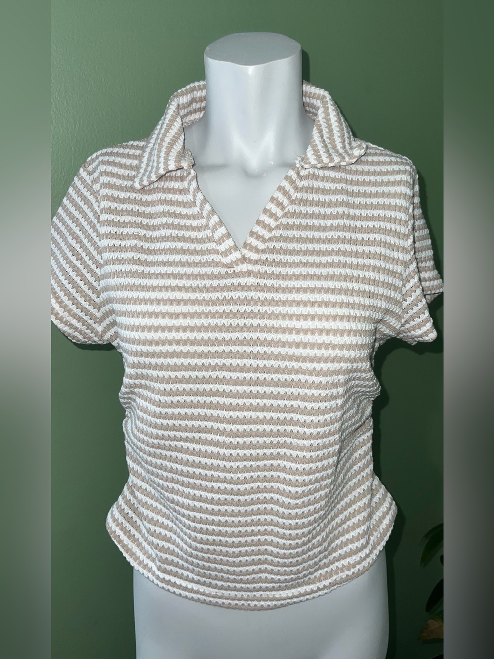 SHEIN Beige and White Striped Short-Sleeve Polo Tee